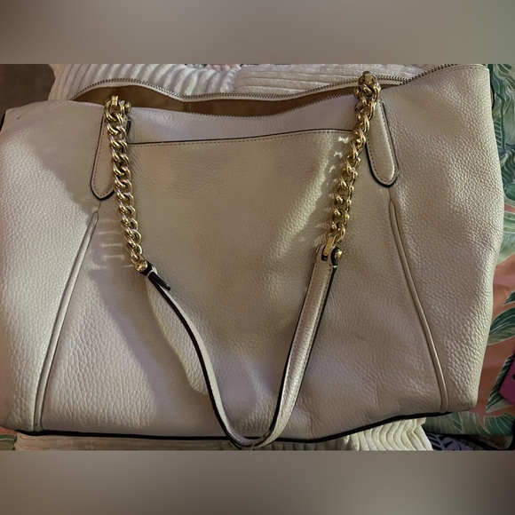 Coach Ava chain tote lovingly used - Picture 8 of 10